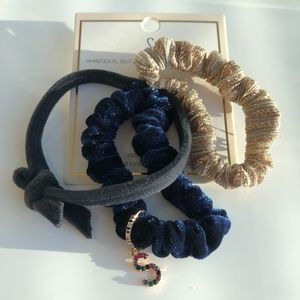 NEW⭐️⭐️⭐️HAIR ACCESSORIES